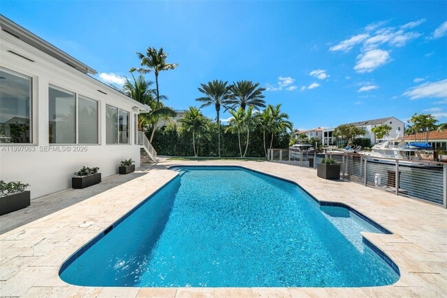 6832 Sunrise Ct
