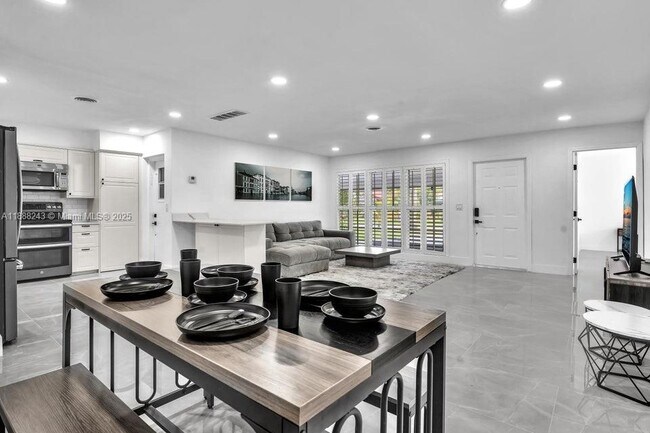 Photo - 2112 N 14th Terrace