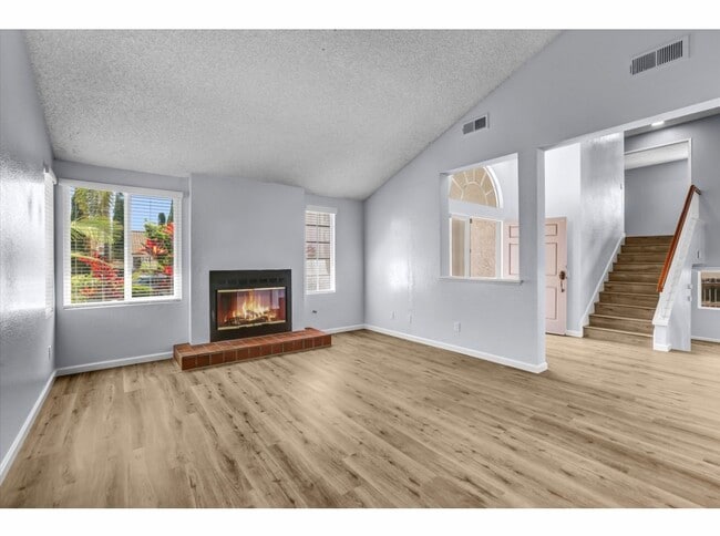 Building Photo - 625 Forester Ln
