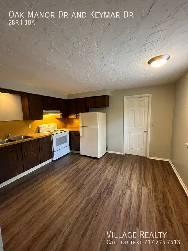 Photo - 176 Oak Manor Dr