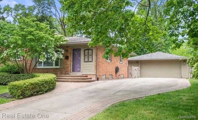 Photo - 290 Winry Dr