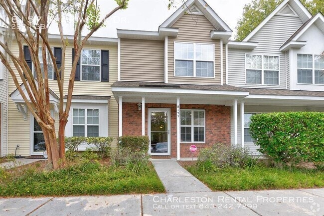 Building Photo - 8157 Shadow Oak Dr Rental