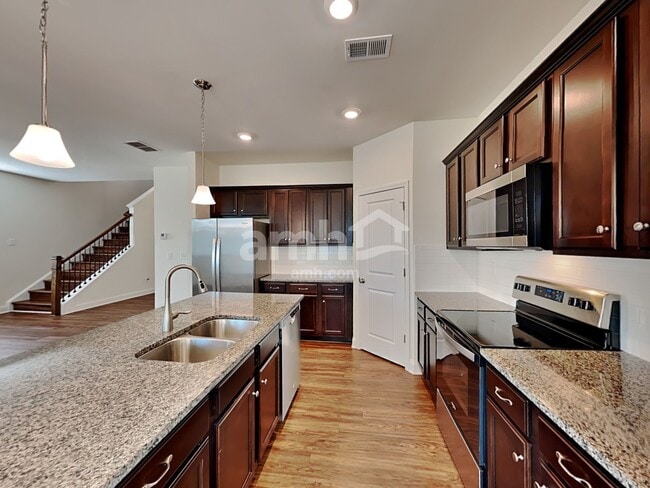 Photo - 5125 Staten Ln