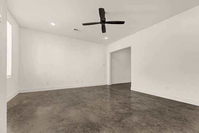 Photo - 3003 Alpha Wolf Ct