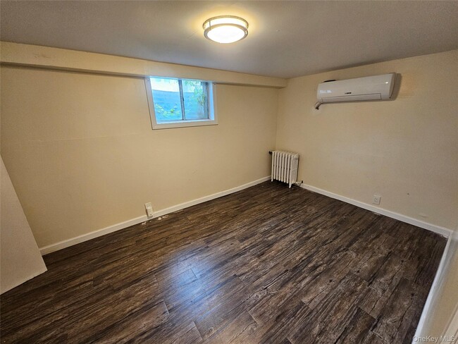 Photo - 29 Devoe St Unit Basement