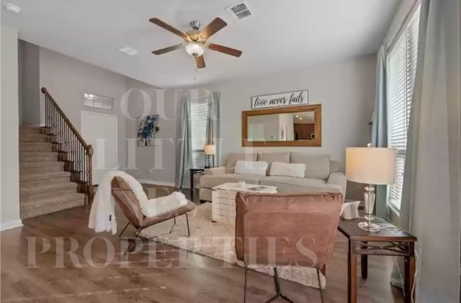 Photo - 10712 Fallbrook Rd