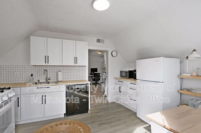 Photo - 807 31st Ave N Unidad