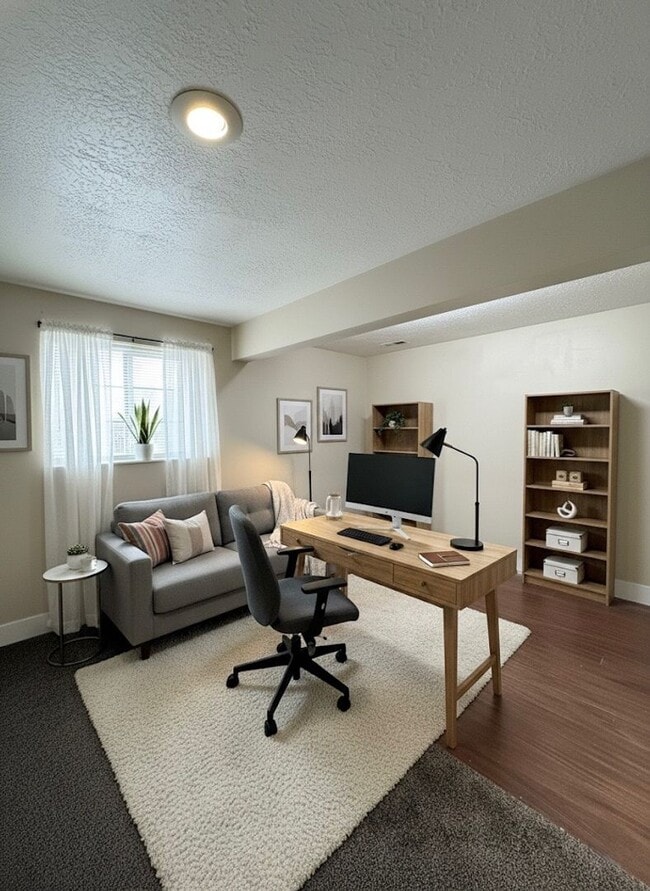 Photo - 4 Bed / 3 Bath Home for Rent in Riverdale,...