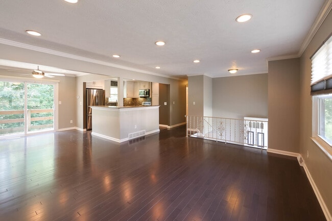 Photo - Renovated Singe Family Bi-Level near South Euclid / Lyndhurst Border!