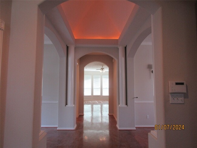 Photo - 1110 Parkhaven Ln