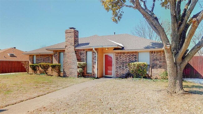 Photo - 918 Summer Trail