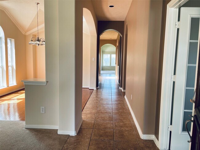 Photo - 10723 Lake Riata Ln