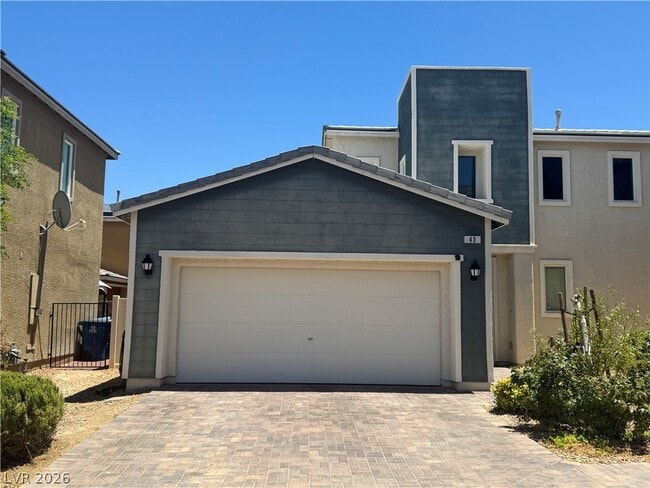 Building Photo - 43 Heathrow Lake Ave