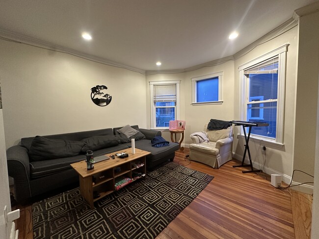 Photo - 95 Calumet St Unit 2