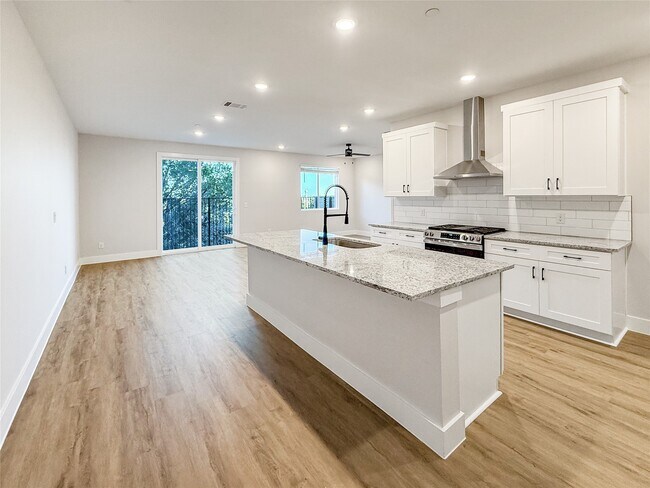 Photo - 5605 Mobeetie Lp