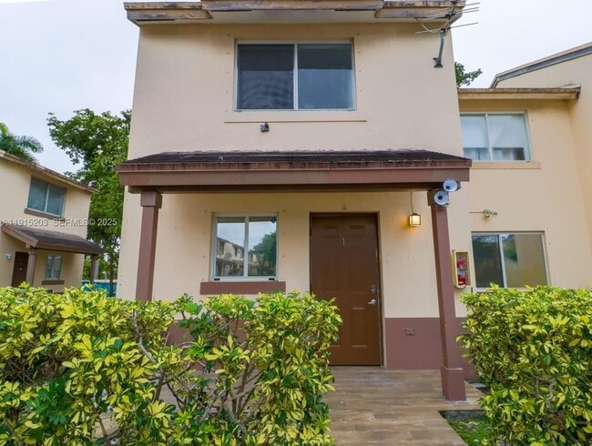 Photo - 14010 NE 3rd Ct