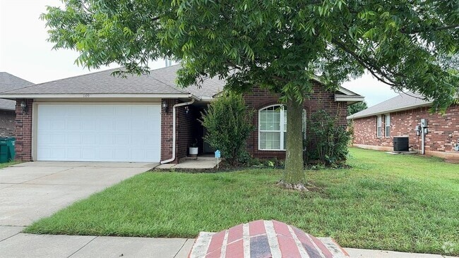 Building Photo - 1109 Westridge Dr Rental