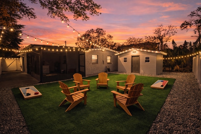 Photo - 2103 W State St