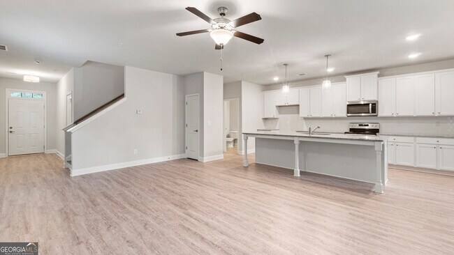 Photo - 2600 Mls Cmn Dr