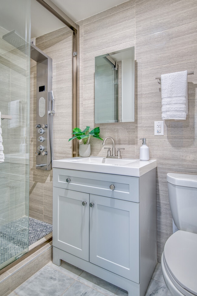 Photo - 123 S Munn Ave