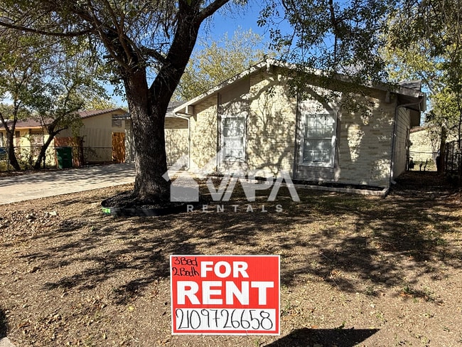 Photo - 5331 Beryl Cove