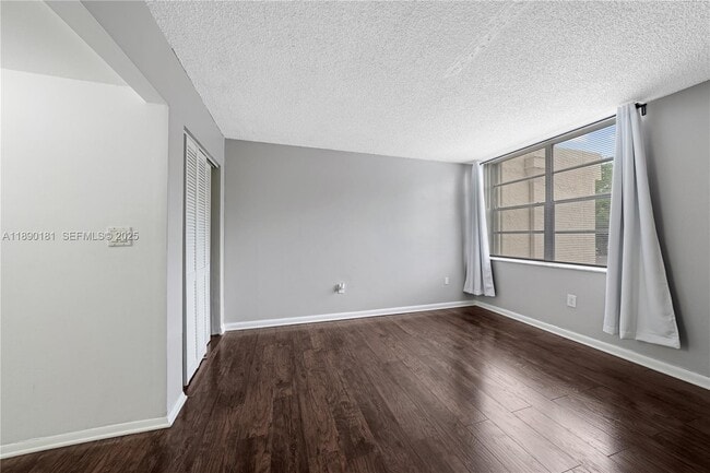 Photo - 9491 Evergreen Pl Unit 207