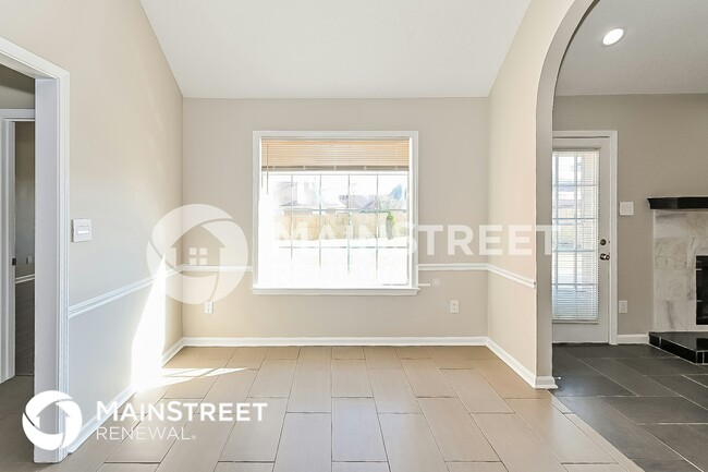 Photo - 5366 Annandale Dr