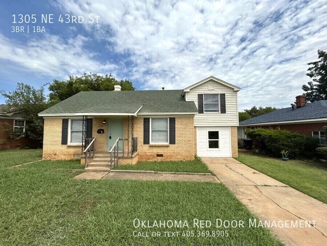 Photo - 1305 NE 43rd St House