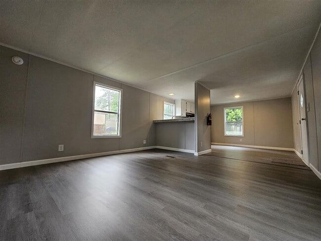 Photo - 2 Bedroom 1 Bathroom Manufactured Home For Rent! Unit 28 ALD