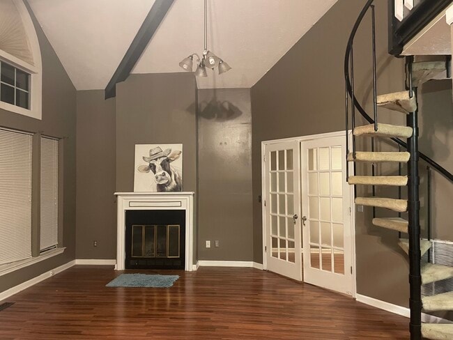 Photo - 1109 Waggoner Ct W Unit 1109