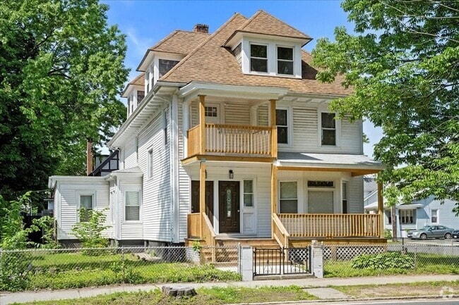 Building Photo - 480 White St Unit 2 Rental