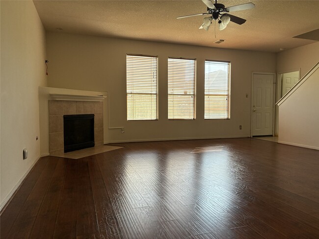 Photo - 19531 Hickory Meadow Ln