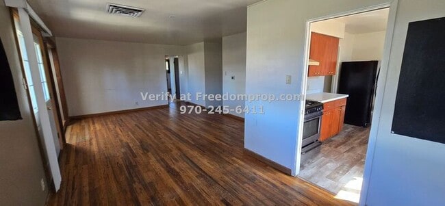 Photo - 537 N 24th St