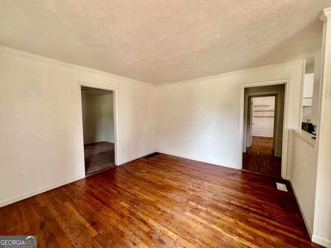 Photo - 145 Herring St
