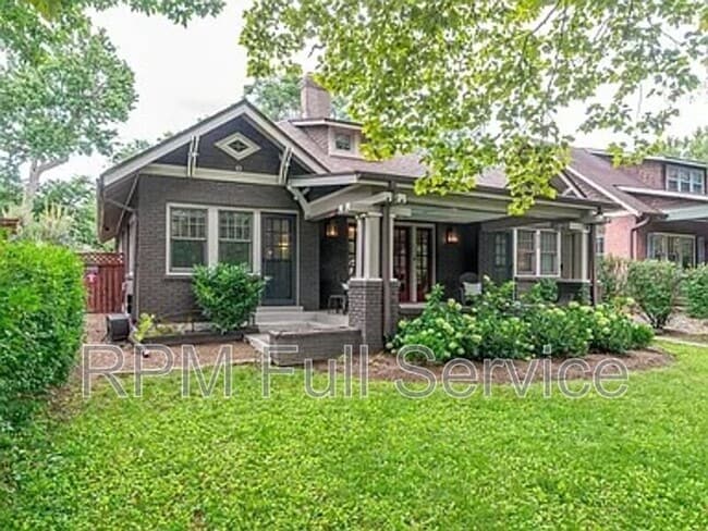 Photo - 620 Fatherland St