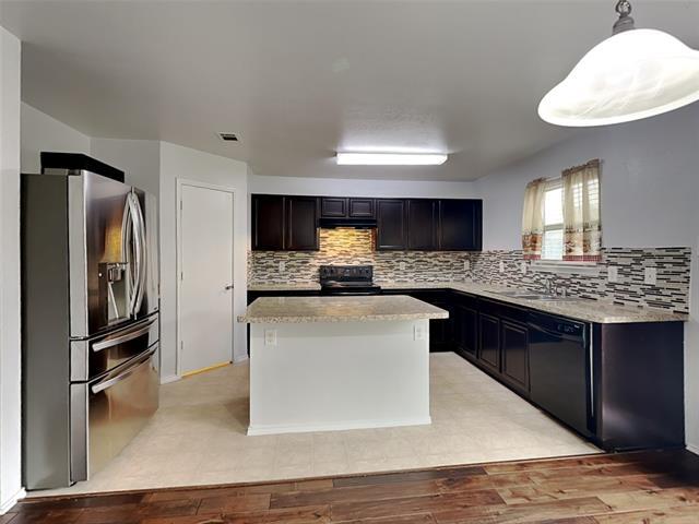 Photo - 14721 Forest Hollow Dr