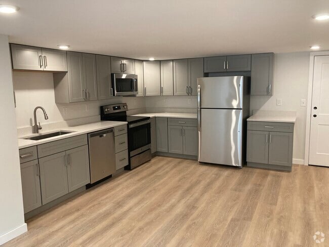 Building Photo - 3406 NE Rosa Parks Way Unit B Rental