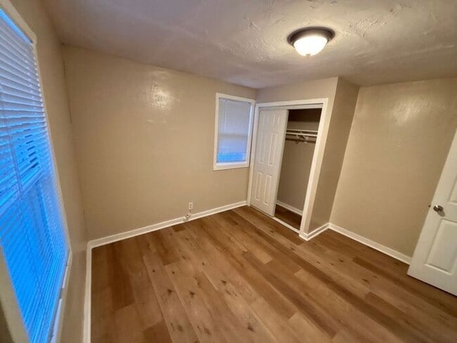 Photo - Great 2 Bed 1 Bath House in Richmond -- AVAILABLE NOW!