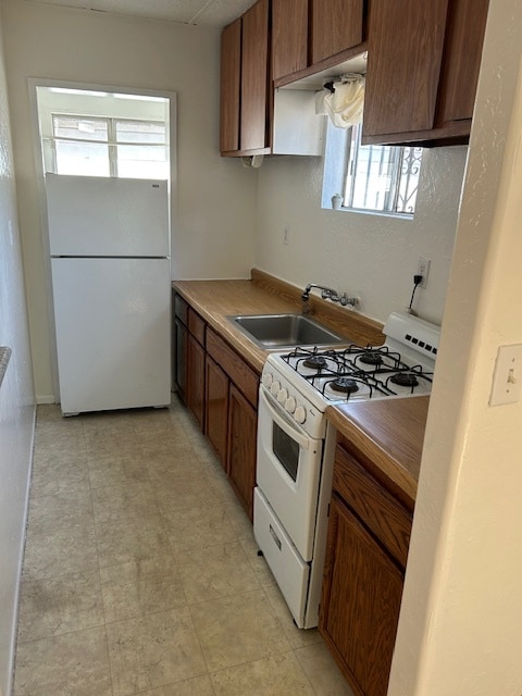 Photo - 1641 86th Ave Apartment
