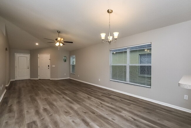 Photo - 18131 Lembrecht Way