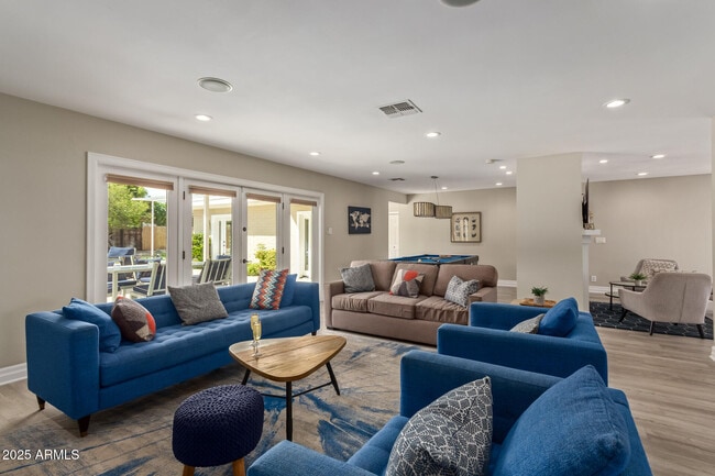 Photo - 4826 N 69th St