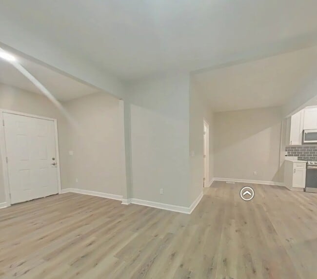 Photo - 249 Laurel Ave SW