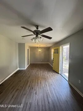 Photo - 3222 Beatrice Dr