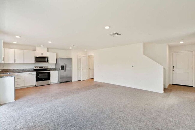 Photo - 7705 Forestdale Wy