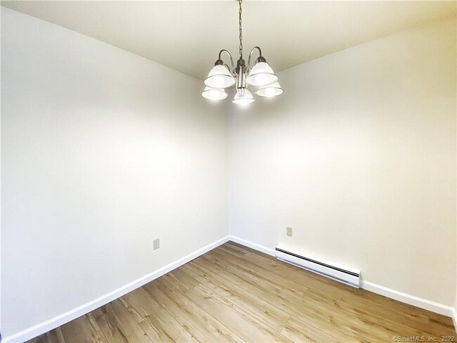 Photo - 37 Ferris Ave Unit 8