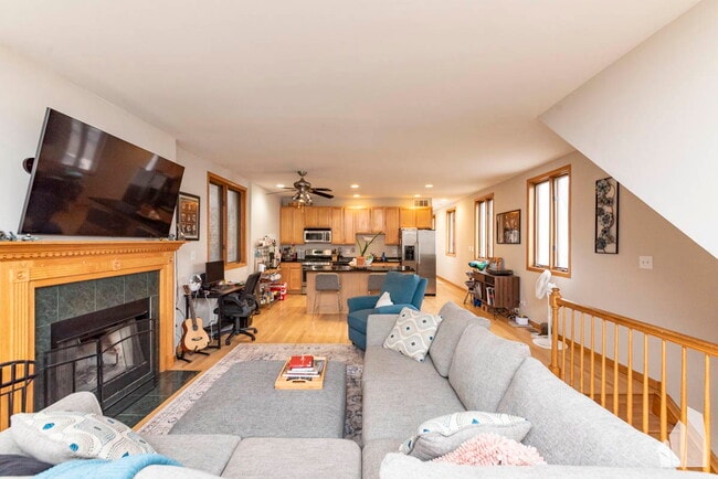 Photo - 1401 N Artesian Ave Unit 1