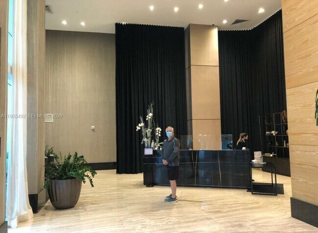 Photo - 950 Brickell Bay Dr Unidad 3002