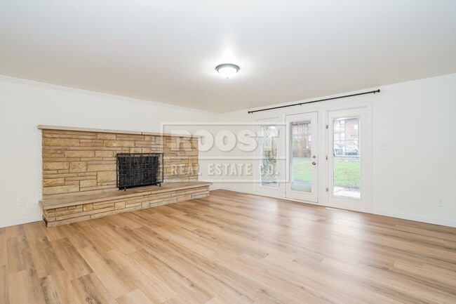 Photo - 4 Bed 2 Bath Home Available in Reynoldsburg!