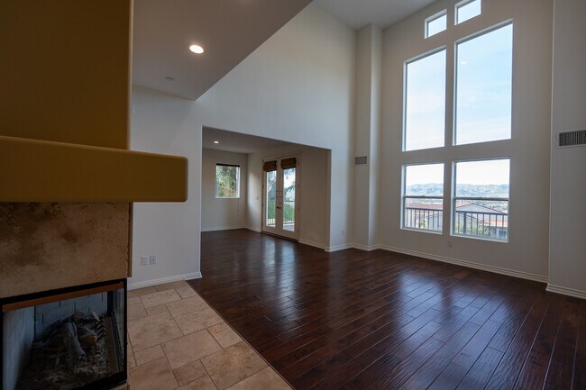 Photo - 1259 Gonzales Rd