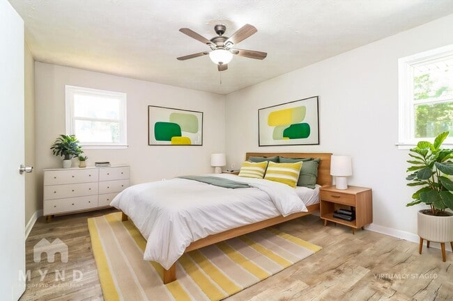 Photo - 3179 Robin Hood Ln